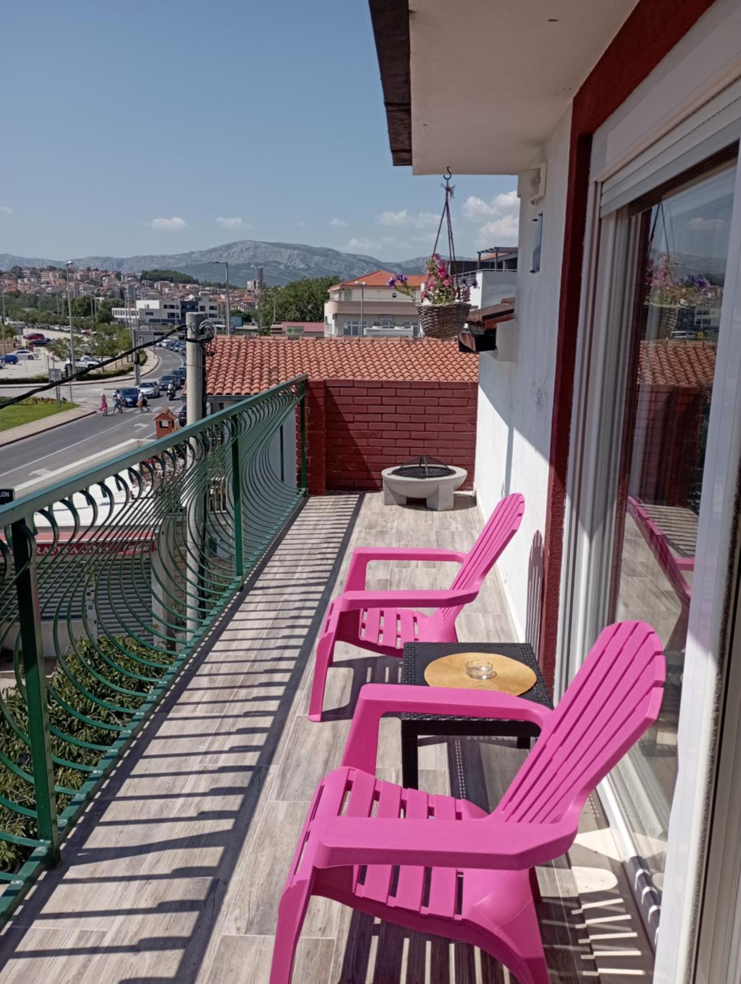 Penthouse Apartment With A Great View Podstrana Luaran gambar